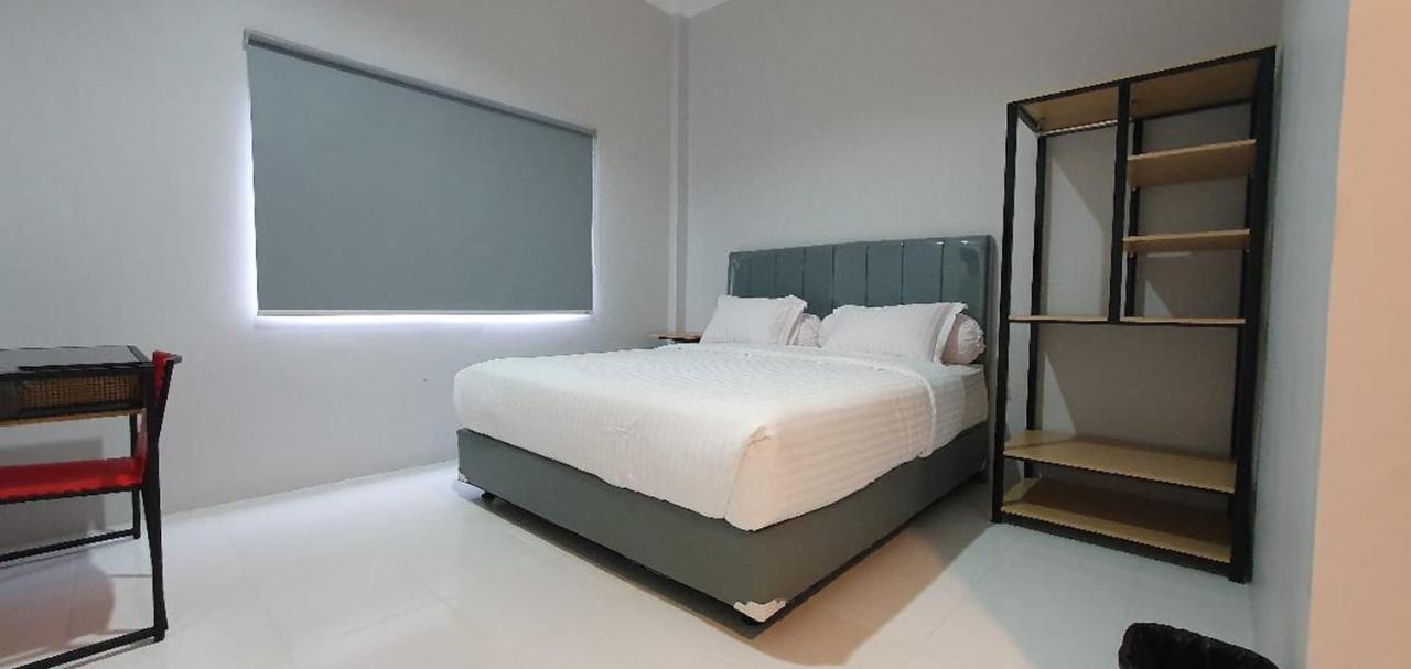 Reddoorz Plus Near Siloam Hospital Balikpapan Exterior photo