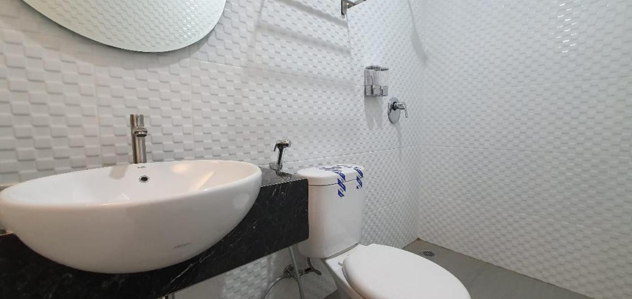 Reddoorz Plus Near Siloam Hospital Balikpapan Exterior photo