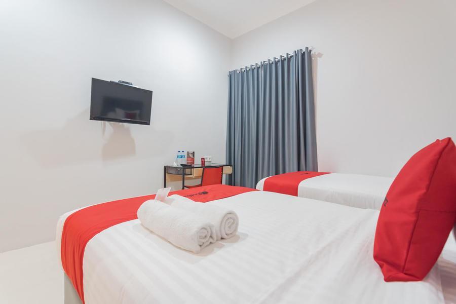Reddoorz Plus Near Siloam Hospital Balikpapan Exterior photo